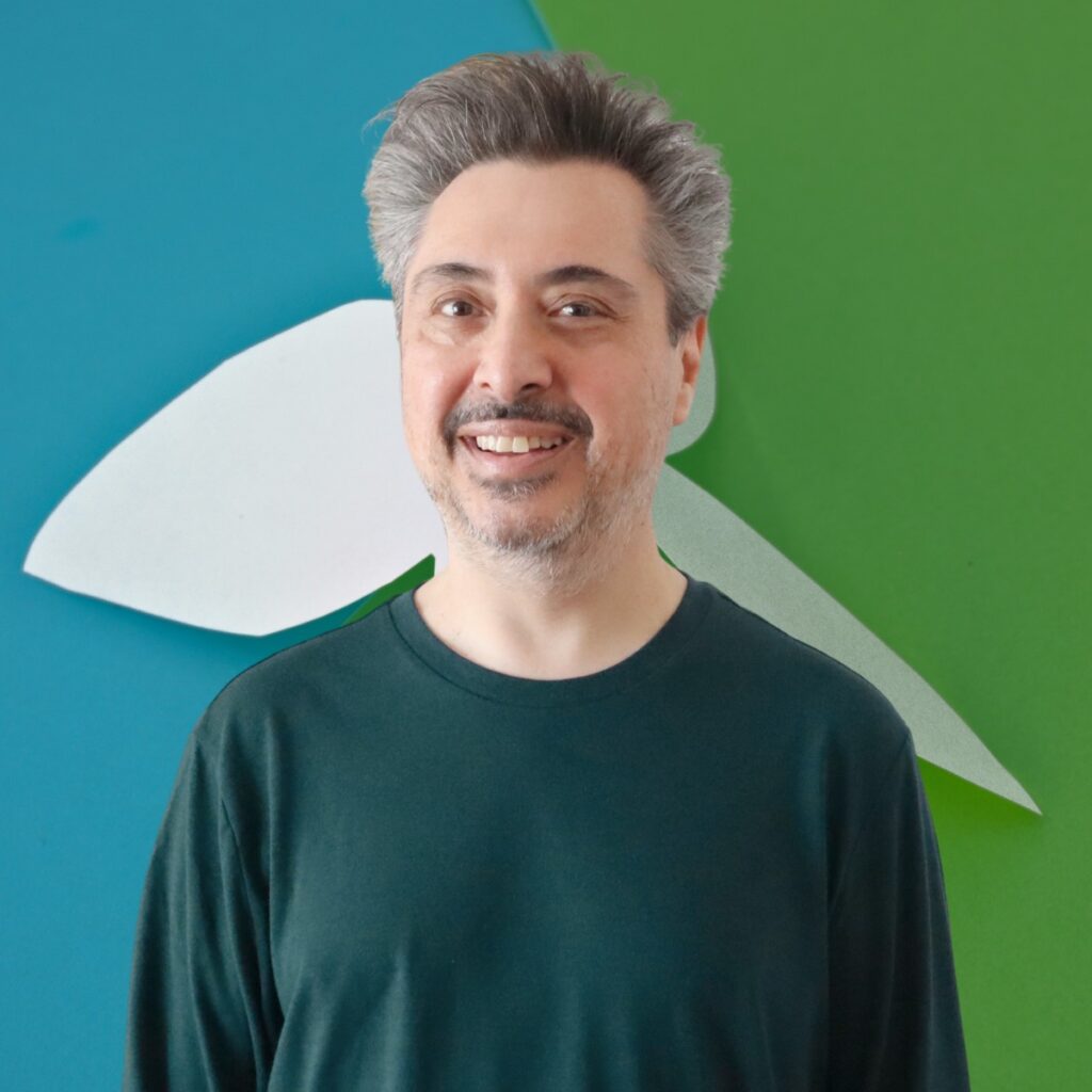 About Photographer Guy Farmer